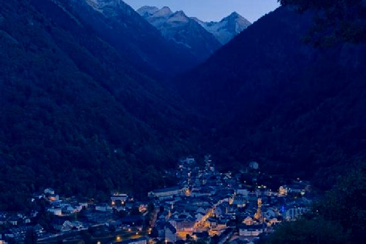 Victoria, 25 — Escort in Cauterets, France