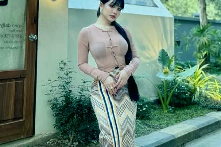 Victoria, 25 — Escort in Dar Pein North, Myanmar