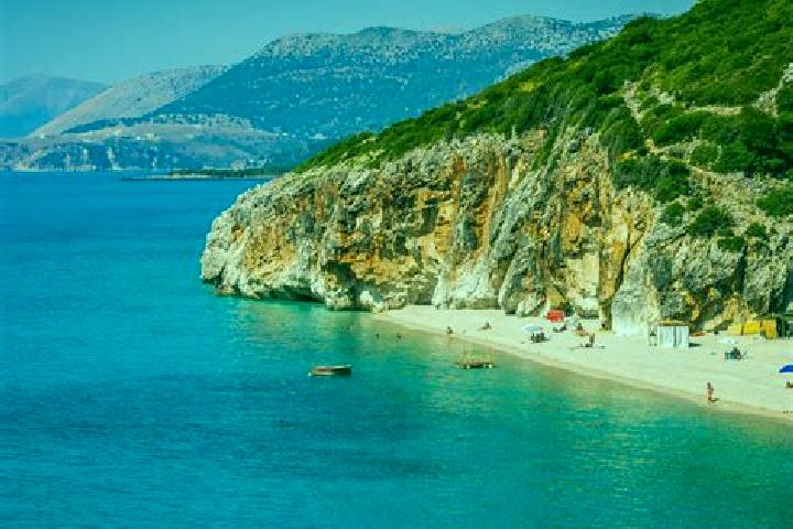 Victoria, 25 — Escort in Ivanaj, Albania