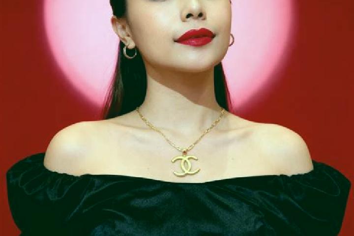 Victoria, 25 — Escort in Padre Zamora, Philippines