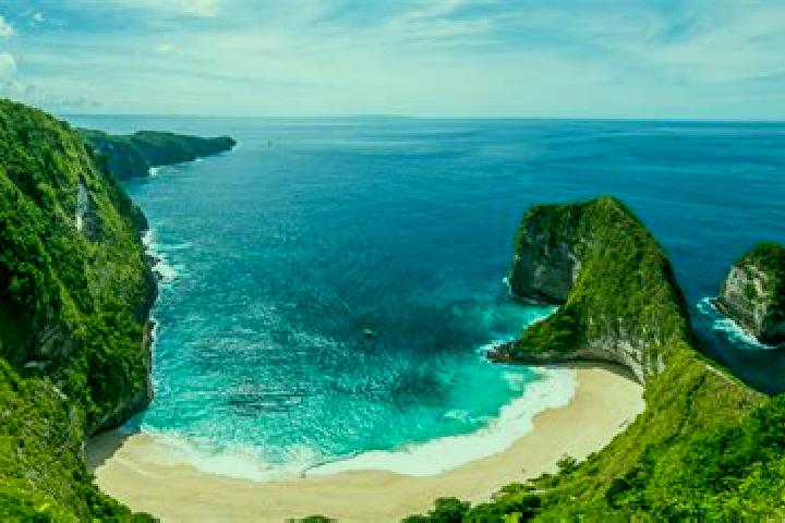 Victoria, 25 — Escort in Pasirlimus, Indonesia