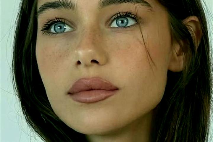 Victoria, 26, a brunette brown-eyed middle eastern companion based in Fuwwah. Offering Couples, Roleplay, Travel Companion. Available for incall and outcall,...