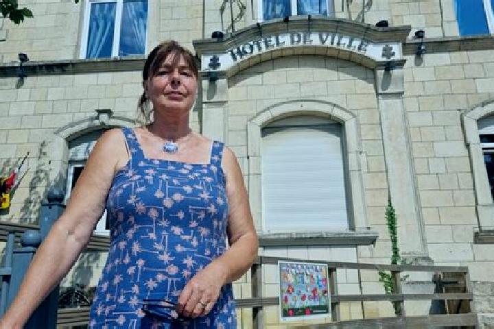 Victoria, 26 — Escort in Audun-le-Tiche, France