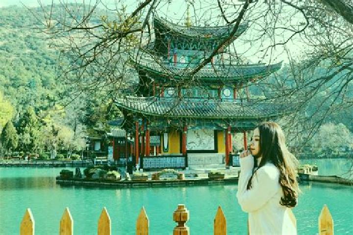 Victoria, 26 — Escort in Kunming, China
