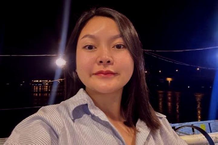 Victoria, 26 — Escort in Loeng Nok Tha, Thailand