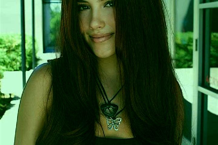 Victoria, 27, a auburn brown-eyed indian companion based in Sadlinki. Offering Fetish, Travel Companion, Overnight, Roleplay, OWO. Available for incall and o...