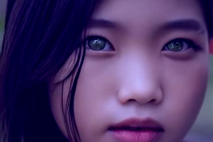 Victoria, 27, a black green-eyed asian companion based in Annot. Offering Erotic Massage, Roleplay, Dinner Date. Available for incall and outcall, day and ev...