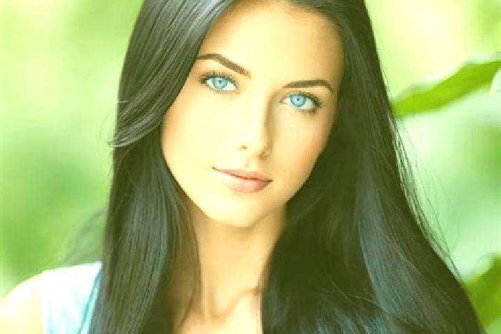Victoria, 27, a chestnut blue-eyed mediterranean companion based in Yaprakli. Offering Dinner Date, Roleplay. Available for incall and outcall, day and eveni...