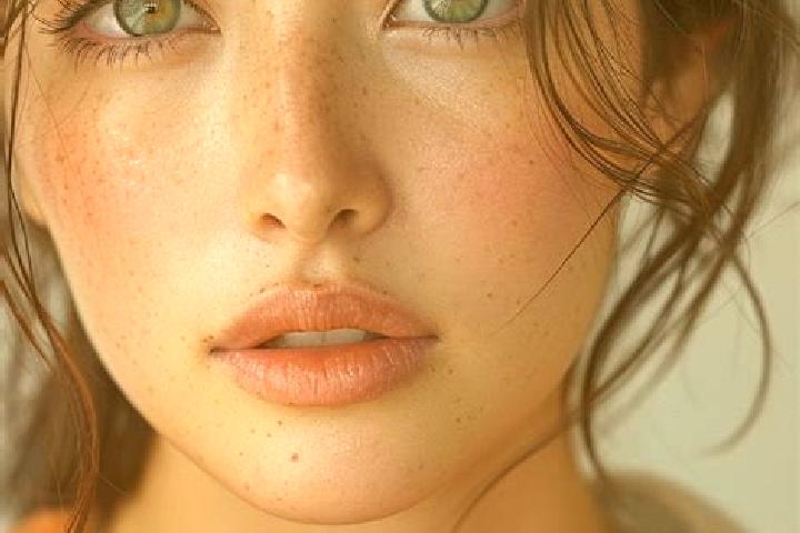 Victoria, 27, a red green-eyed asian companion based in Vagui. Offering Party Girl, A-Level, OWO, CIM. Available for incall and outcall, day and evening dates.