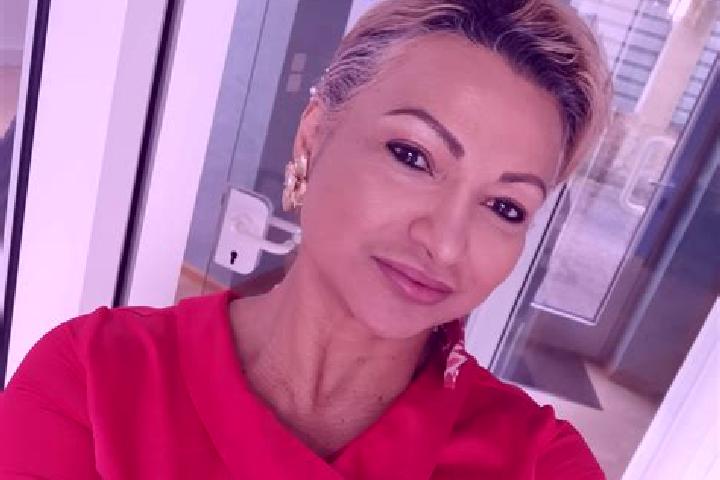 Victoria, 27 — Escort in Alsting, France