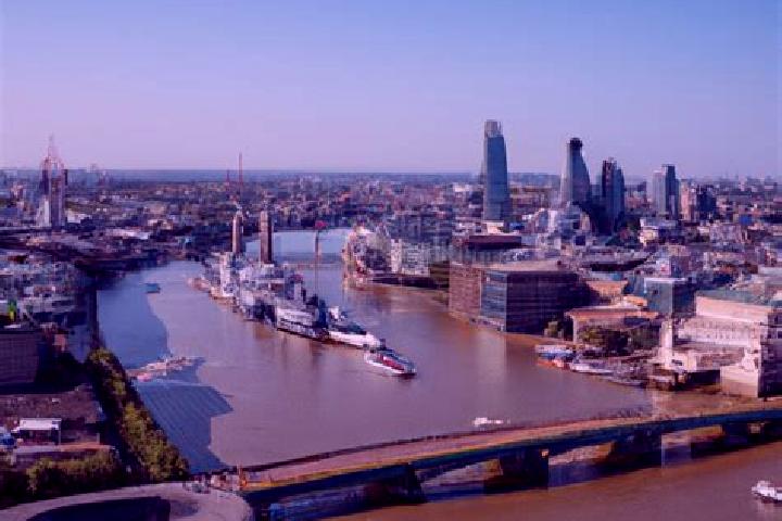 Victoria, 27 — Escort in Harlington, United Kingdom