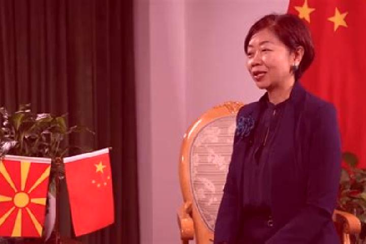 Victoria, 27 — Escort in Xiaoyan, China