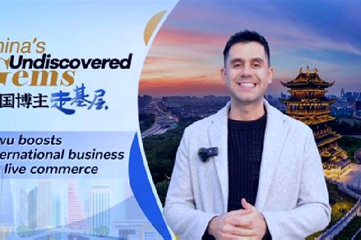 Victoria, 27 — Escort in Xueyan, China
