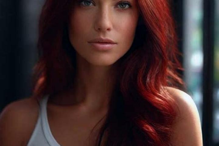 Victoria, 28, a auburn hazel-eyed latina companion based in Marcilly-sur-Vienne. Offering Couples, Duos, Massage. Available for incall and outcall, overnight...