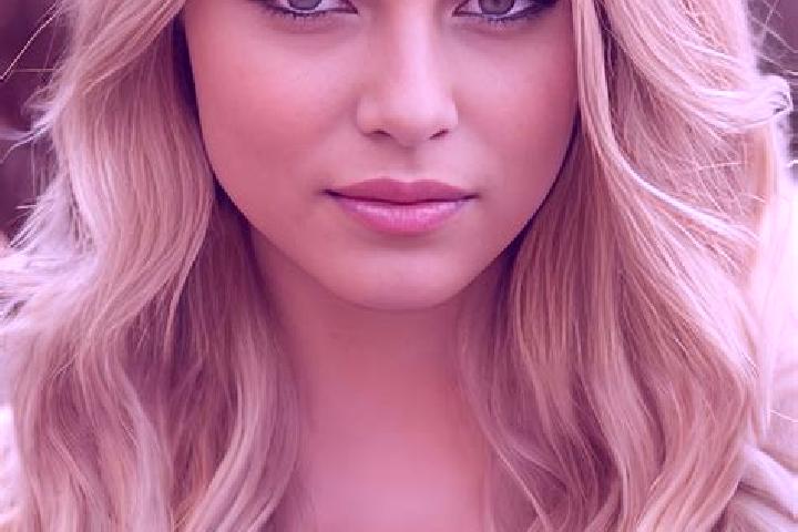 Victoria, 28, a blonde hazel-eyed european companion based in Kerpickoey. Offering Girlfriend Experience, Deep French Kissing, A-Level, Roleplay. Available f...