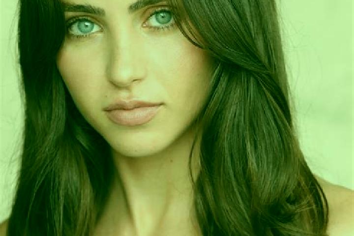 Victoria, 28, a brunette blue-eyed indian companion based in Guiaguien. Offering CIM, Overnight, Girlfriend Experience, Couples. Available for incall and out...