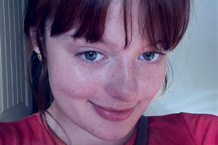 Victoria, 28, a red brown-eyed mixed companion based in Mont-Saint-Pere. Offering BDSM, Overnight, Fetish. Available for incall and outcall, day and evening ...