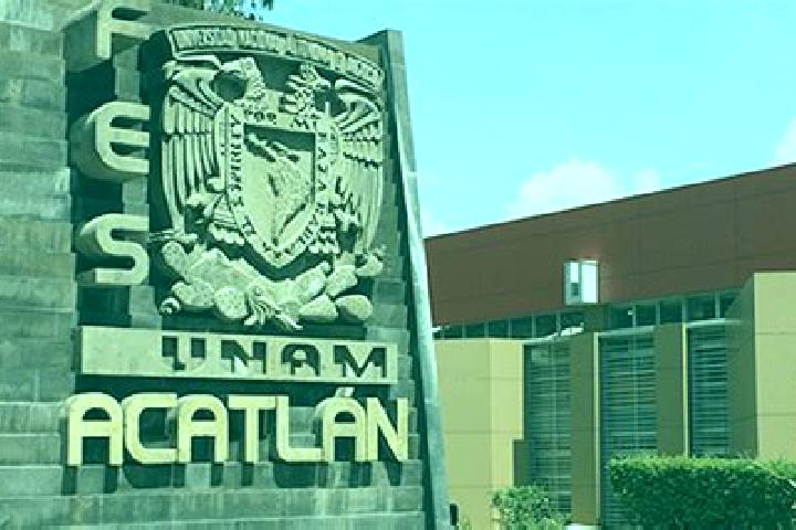 Victoria, 28 — Escort in Acatlan, Mexico