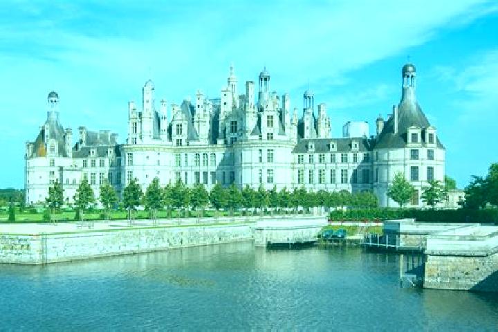 Victoria, 28 — Escort in Chateau-Chinon(Campagne), France