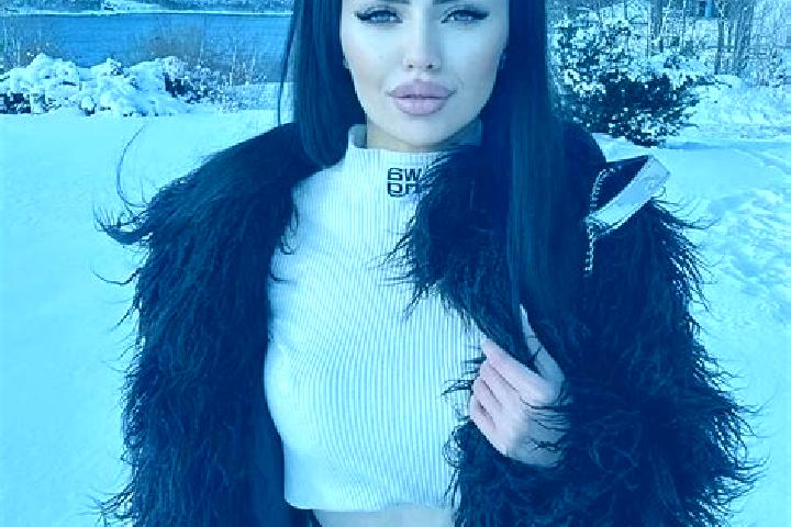 Victoria, 28 — Escort in Ovidiopol, Ukraine