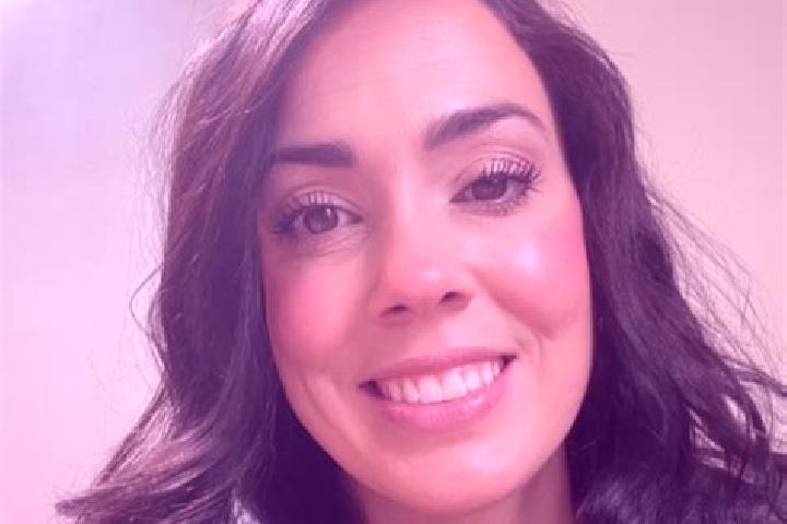 Victoria, 28 — Escort in Pinckney, United States