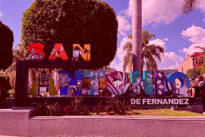 Victoria, 28 — Escort in San Antonio de Fernandez, Mexico