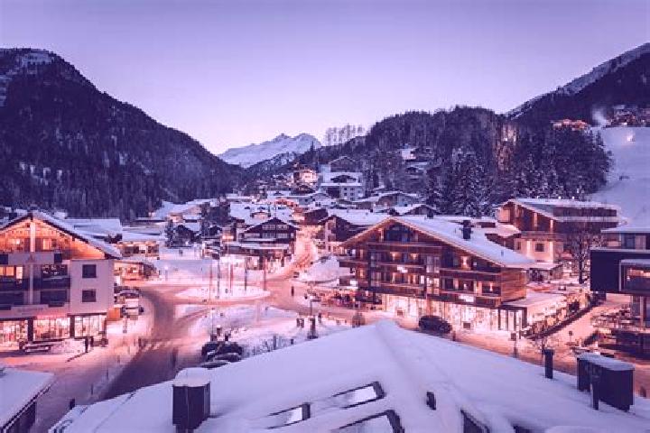 Victoria, 28 — Escort in St Anton am Arlberg, Austria