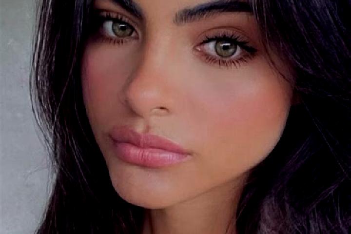 Victoria, 29, a black hazel-eyed latina companion based in Emod. Offering Erotic Massage, Overnight, Party Girl. Available for incall and outcall, day and ev...