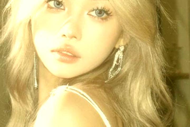 Victoria, 29, a blonde dark-eyed asian companion based in Stearns. Offering GFE, Erotic Massage, Couples, Party Girl. Available for incall and outcall, overn...