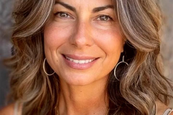 Victoria, 29, a brunette grey-eyed middle eastern companion based in Monga. Offering Party Girl, Overnight, Travel Companion, Deep French Kissing. Available ...