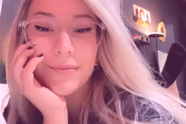 Victoria, 29, a chestnut dark-eyed asian companion based in San Marcos de Rocchac. Offering Couples, Prostate Massage, GFE, Striptease. Available for incall ...