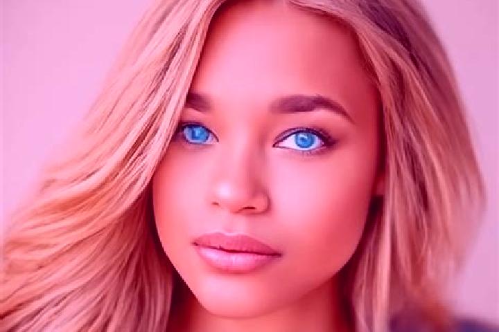 Victoria, 29, a dark blonde blue-eyed latina companion based in Mapusa. Offering A-Level, Striptease, Domination, Roleplay. Available for incall and outcall,...