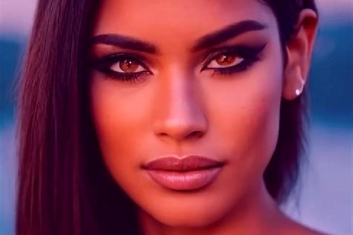 Victoria, 29, a dark blonde dark-eyed latina companion based in Faizpur. Offering Duos, Girlfriend Experience, Striptease. Available for incall and outcall, ...