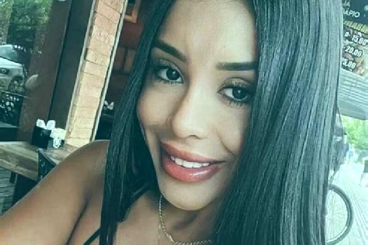 Victoria, 29 — Escort in Barao de Antonina, Brazil