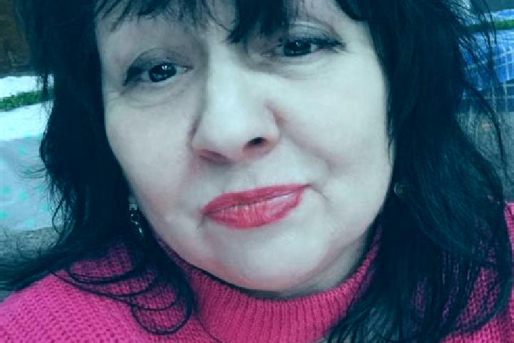 Victoria, 29 — Escort in Champdieu, France