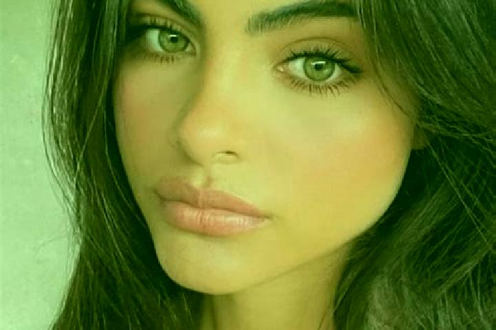Victoria, 30, a brunette blue-eyed indian companion based in Lysets. Offering Erotic Massage, Fetish, Dinner Date. Available for incall and outcall, day and ...