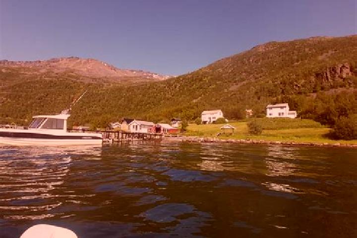 Victoria, 30 — Escort in Burfjord, Norway