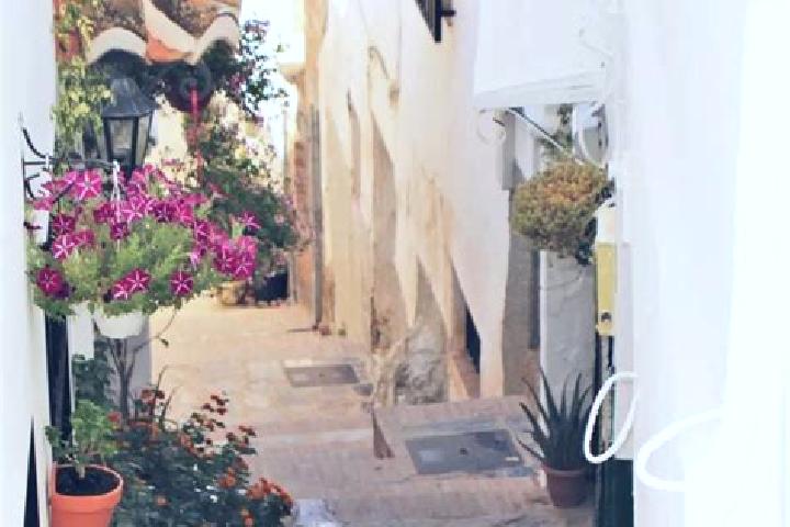 Victoria, 30 — Escort in Canillas de Abajo, Spain