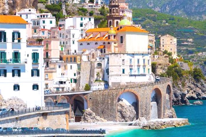 Victoria, 30 — Escort in Ferriere, Italy