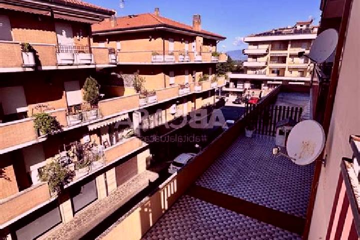 Victoria, 30 — Escort in Lariano, Italy