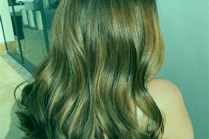 Victoria, 31, a chestnut brown-eyed slavic companion based in Ribeirao Chiqueiro. Offering Massage, Party Girl, A-Level. Available for incall and outcall, ov...