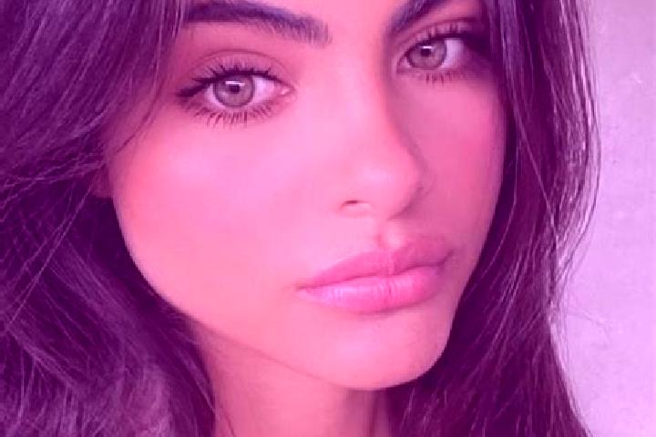 Victoria, 31, a chestnut green-eyed indian companion based in Merdrignac. Offering Duos, Fetish, Overnight, Roleplay. Available for incall and outcall, overn...
