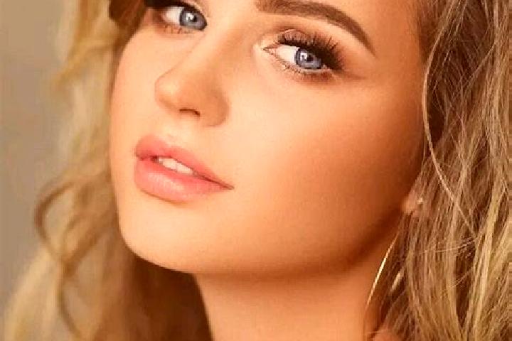 Victoria, 31, a dark blonde blue-eyed caucasian companion based in Kolo. Offering Roleplay, Dinner Date, Deep French Kissing, CIM, BDSM. Available for incall...