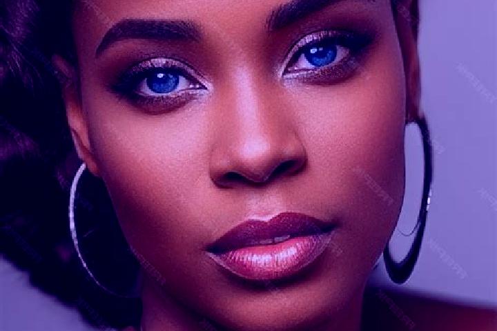 Victoria, 31, a red blue-eyed ebony companion based in Lewin Klodzki. Offering Party Girl, OWO, Erotic Massage, 69. Available for incall and outcall, overnig...