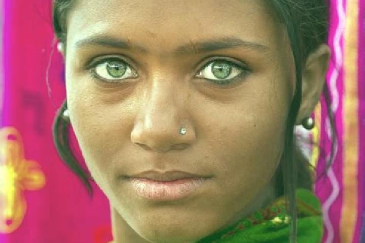 Victoria, 31, a red green-eyed indian companion based in Hoechstaedt im Fichtelgebirge. Offering Party Girl, Tantra, Fetish, GFE. Available for incall and ou...