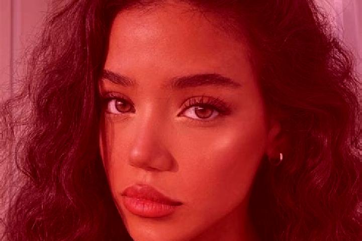Victoria, 32, a black brown-eyed mediterranean companion based in Babakan Loak. Offering Roleplay, A-Level, Domination. Available for incall and outcall, day...
