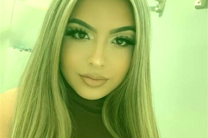 Victoria, 32, a blonde amber-eyed latina companion based in Vampolieri. Offering Roleplay, Striptease, Duos. Available for incall and outcall, day and evenin...