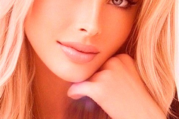 Victoria, 32, a dark blonde blue-eyed caucasian companion based in Nava de la Asuncion. Offering Tantra, Duos, Dinner Date. Available for incall and outcall,...