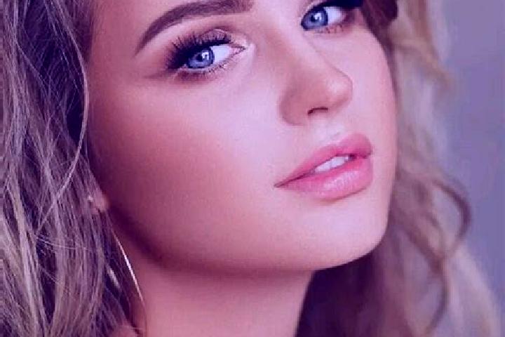 Victoria, 32, a dark blonde blue-eyed middle eastern companion based in Constance Bay. Offering Duos, Deep French Kissing, Overnight. Available for incall an...
