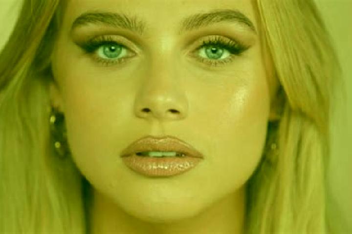 Victoria, 32, a platinum blonde blue-eyed middle eastern companion based in Konigswalde. Offering Couples, Massage, Girlfriend Experience, Duos, Party Girl. ...